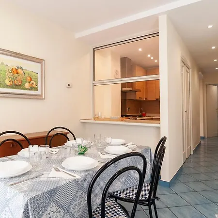 Seafrot Apartament_bellissimo Fronte Mare *